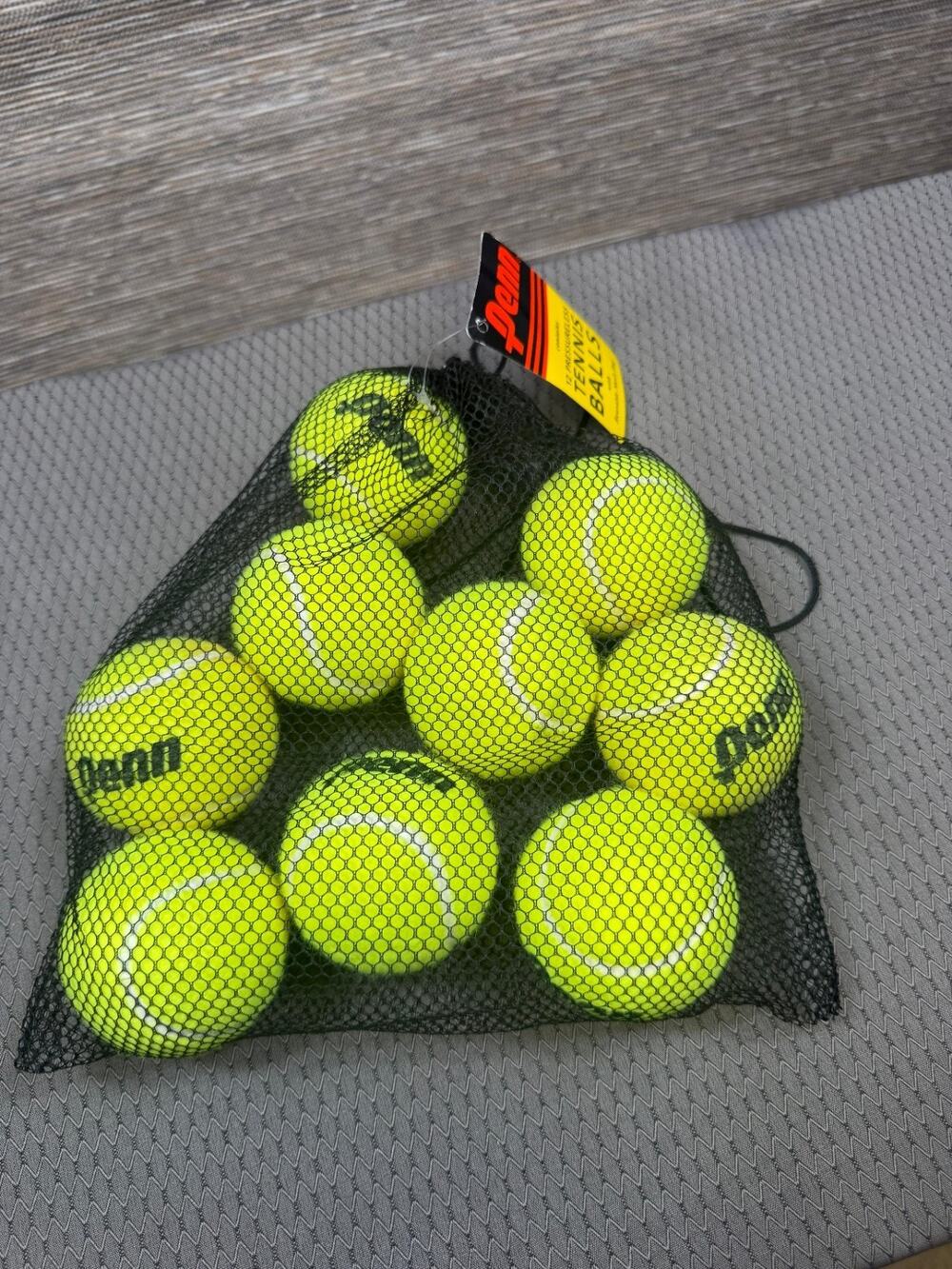 Penn Pressure less Mesh Carrying Bag of Training Tennis Balls (9 BALLS ONLY)